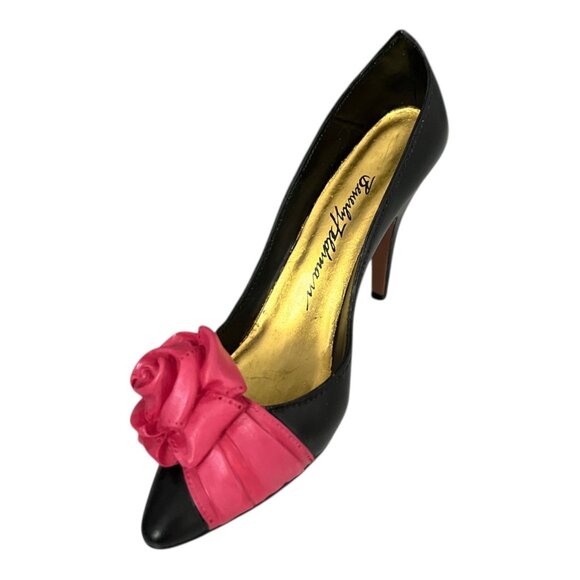 Just the Right Shoe La Rosa Miniature Pump by Beverly Feldman 2000 - Picture 1 of 12